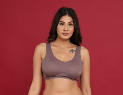 BACK HOOK EYE NON WIRED LIGHT PADDED Latest Women Top - Image 3
